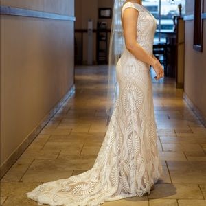 Amaryllis Wedding Dress